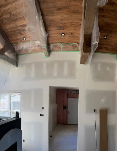 Perfectly done Drywall Installation under Timber Frame. Drywall and taping in a new house.